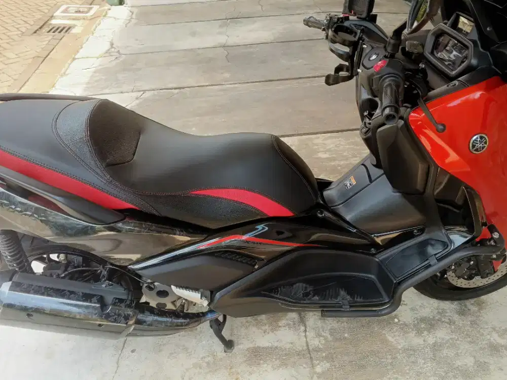 Yamaha Xmax 2025 jual cepat