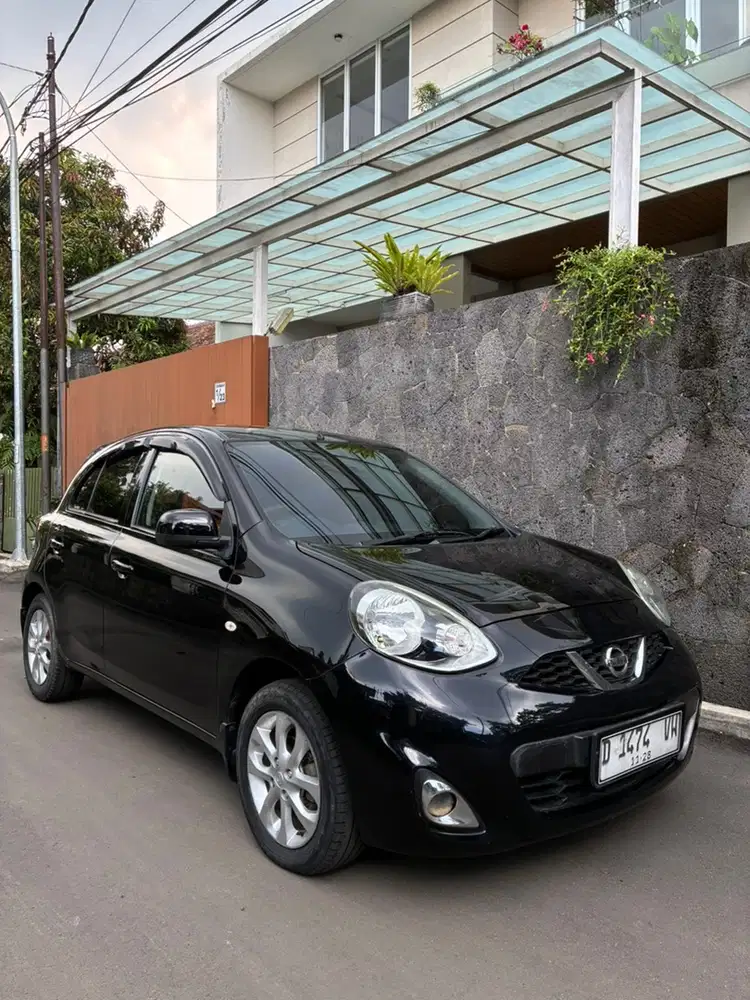Km 70 rb! Nissan March 1.2 L MT 2014