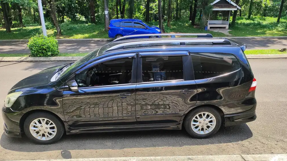 Nissan Grand livina 2014 Bensin