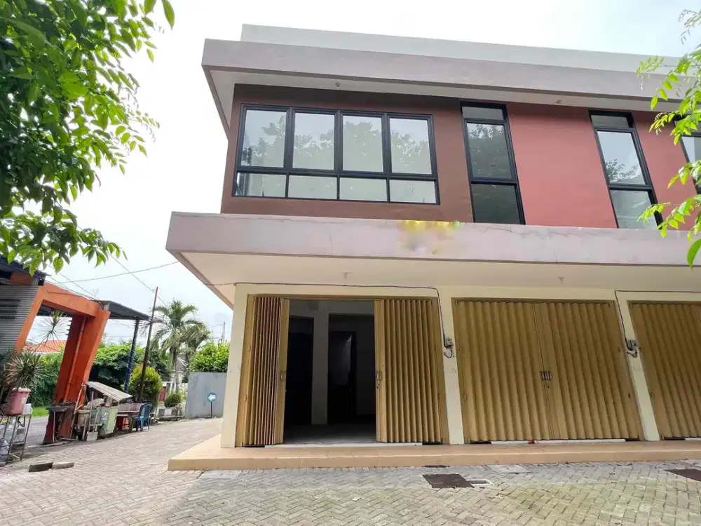 Ruko Baru 2 Lantai di Manyar Surabaya Dekat pusat kota Siap Pakai