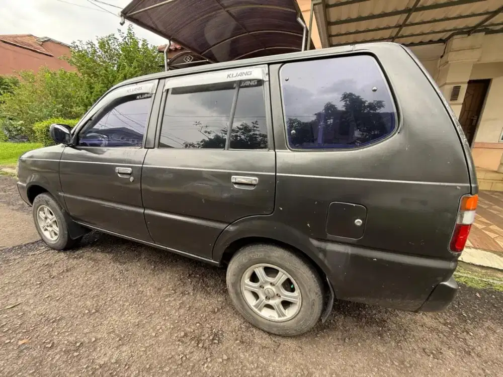 Dijual Toyota kijang SSX kapsul 1997