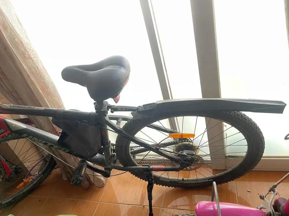 Sepeda Hitam masih bagus