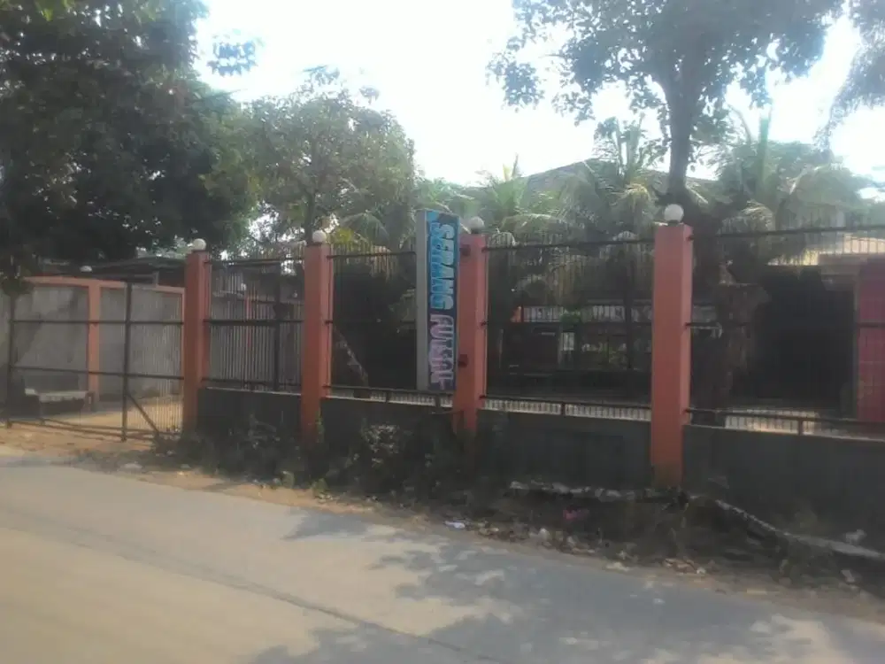 Disewakan Gudang Ex Lapangan Futsal Akses Kontener Di Setu Bekasi