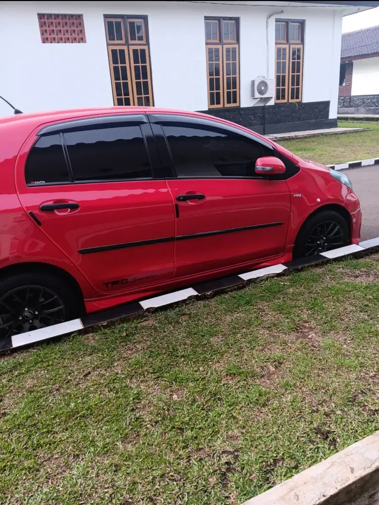 Toyota Yaris 2012 Bensin