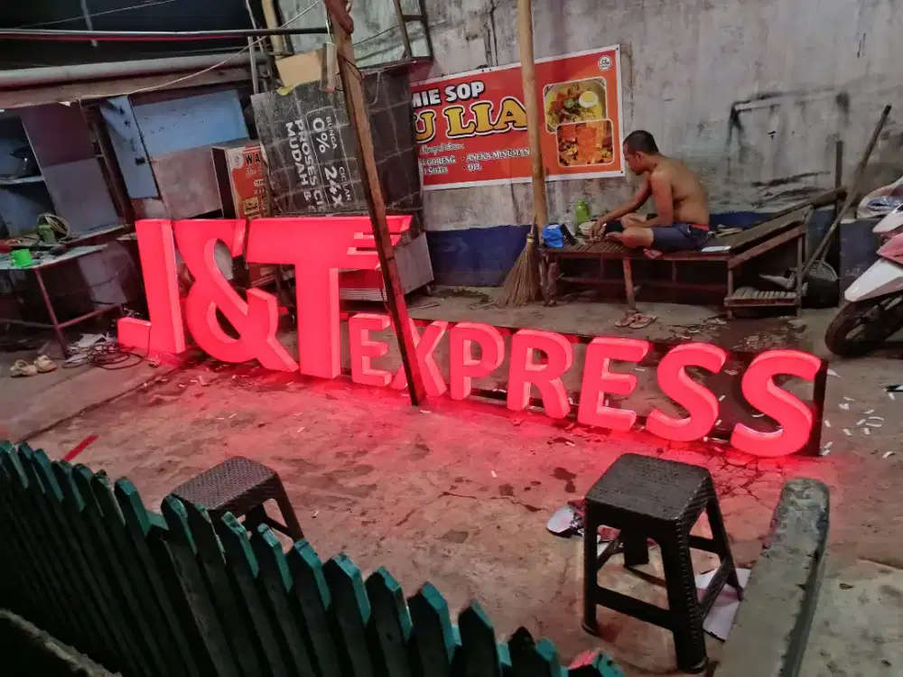 neon box ,letter sumatera utara