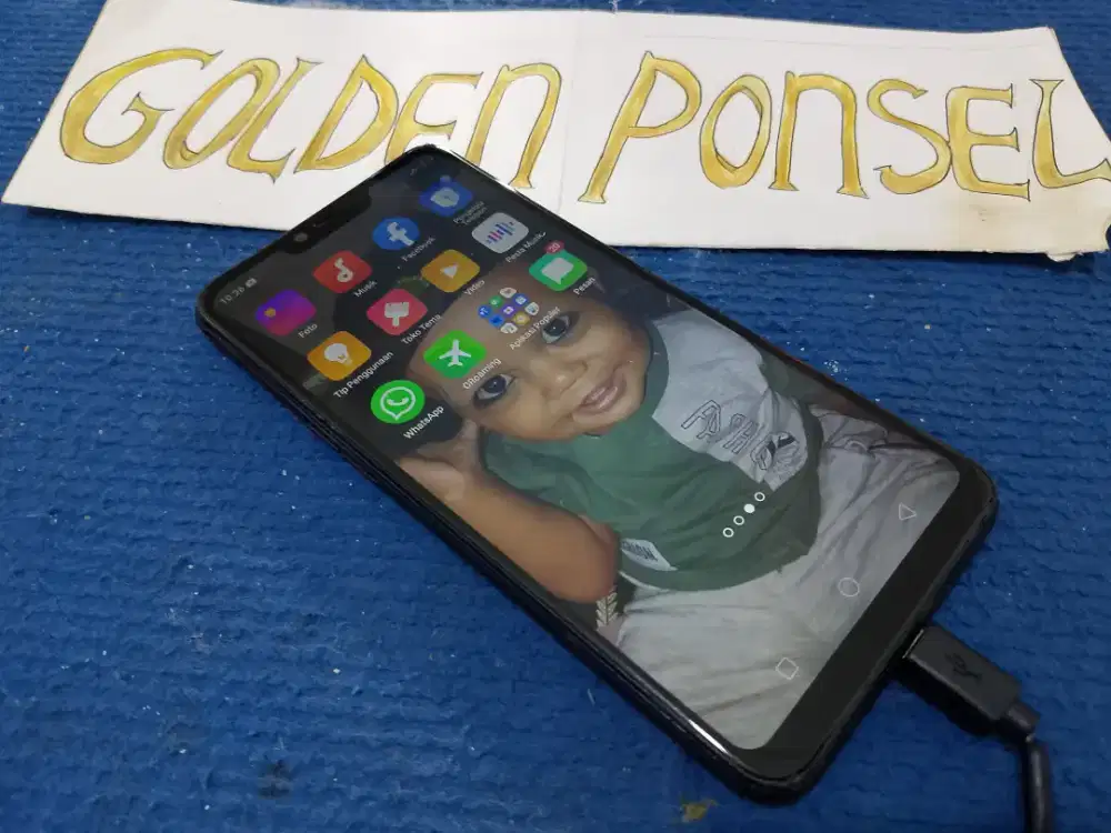 Oppo A3S ORI (32Gb/Ram 3Gb)Golden Ponsel