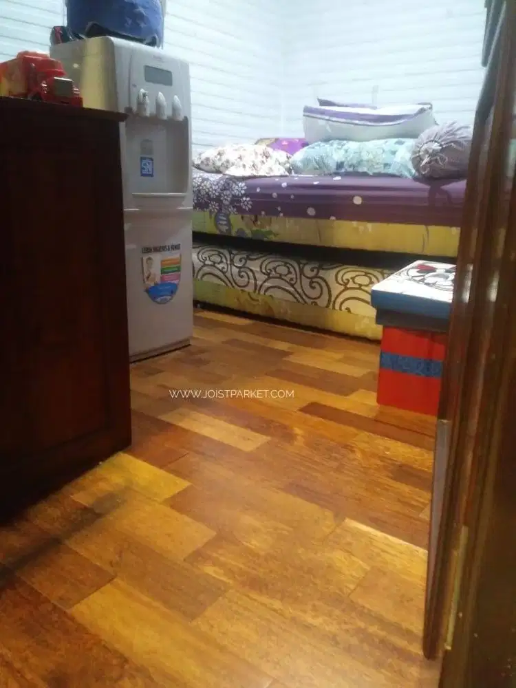 Bikin Rumah Kayak Villa dengan Lantai Kayu lantai kayu parket flooring