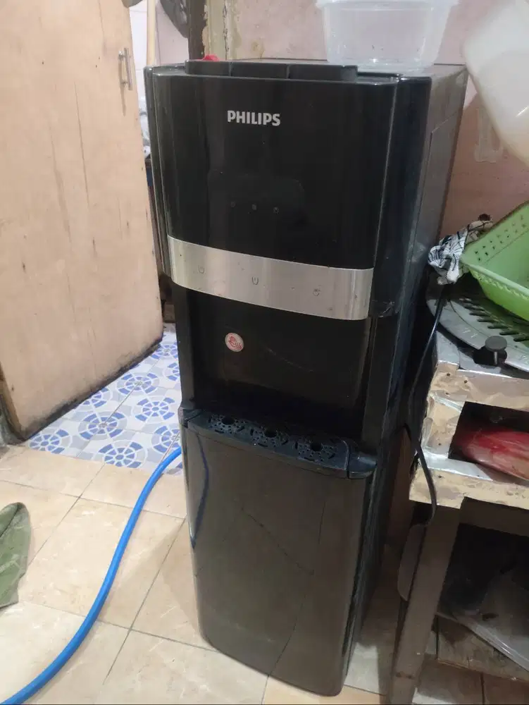 Dispenser galon bawah philips