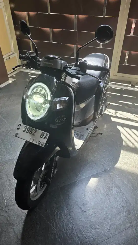 Honda Scoopy 2018 Hitam Silver