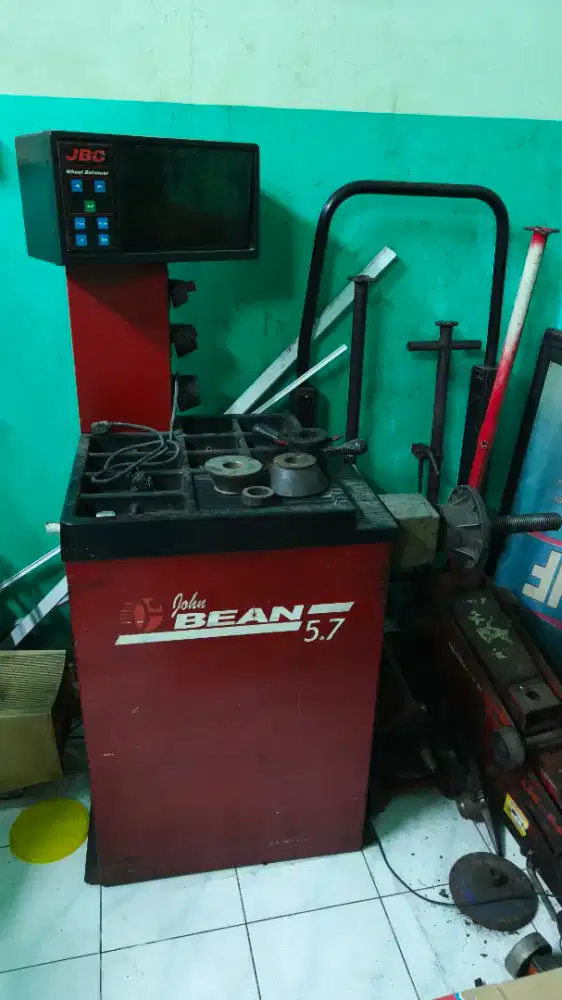 Dijual mesin balancing mobil