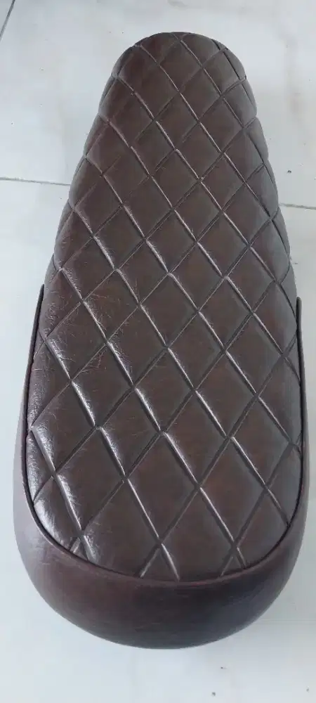 Jok Kawasaki W175 Custom