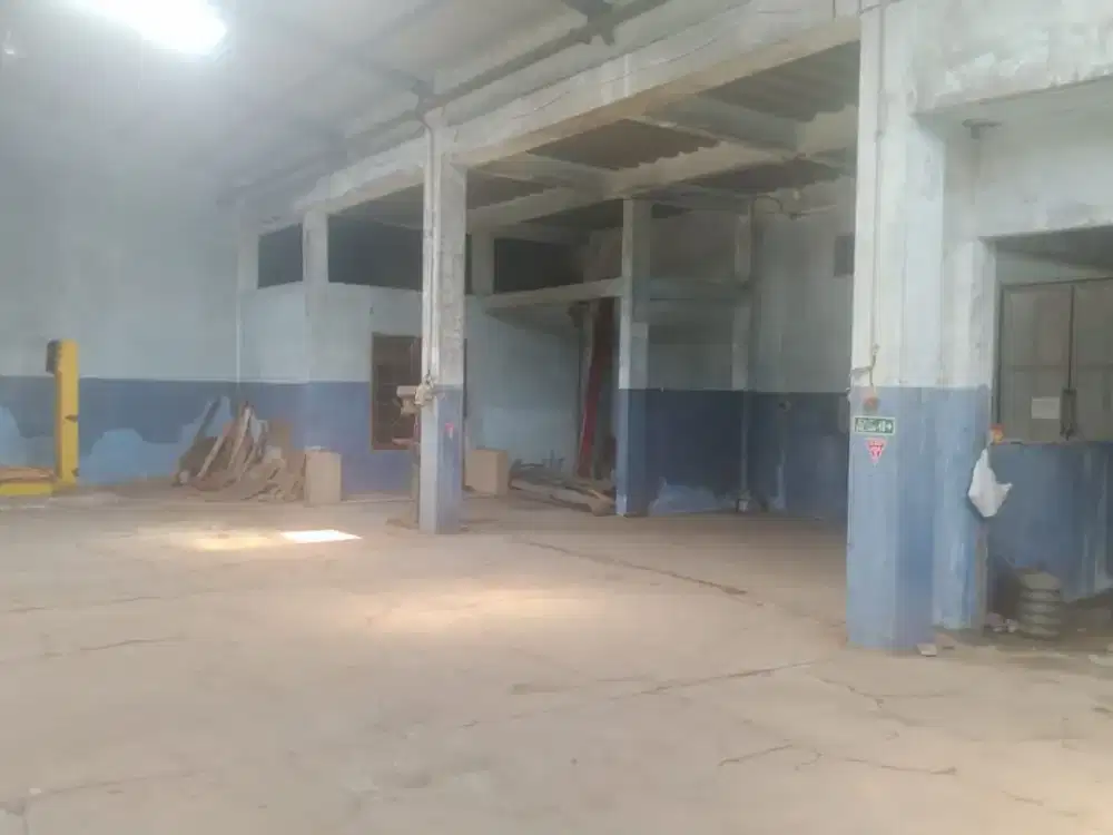 Gudang Workshop Luas 700 m2 Siap Huni Di Cikarang Bekasi