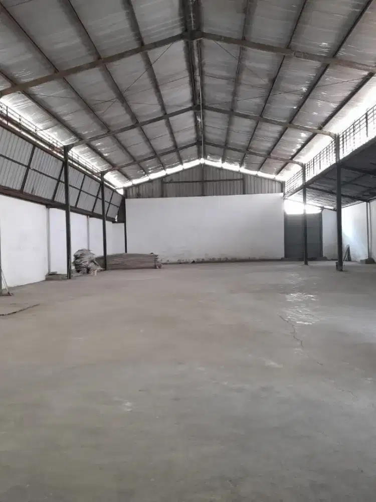 Disewakan Gudang Siap Pakai di Sayap TKI