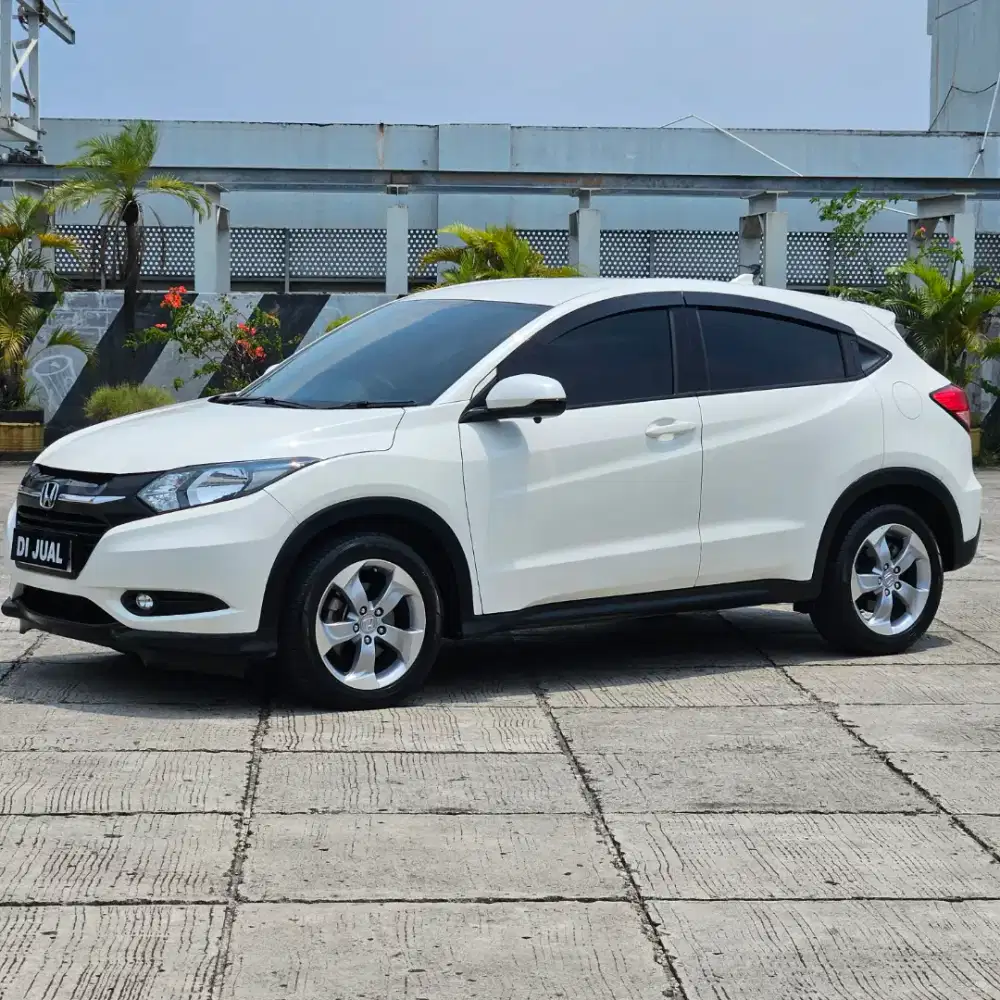 Honda hrv 2018 at km 40 ribuan camera 360 km 40 ribuan record antik