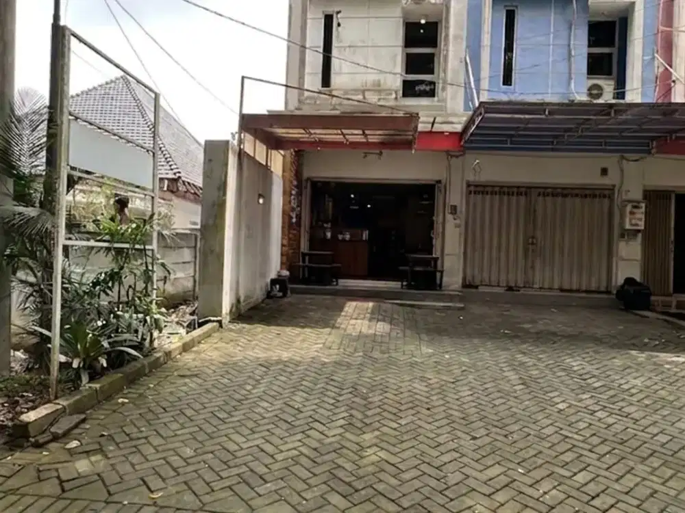 Dijual Ruko 3 Lantai Pusat Kota di Jl Dr Sutomo Malang