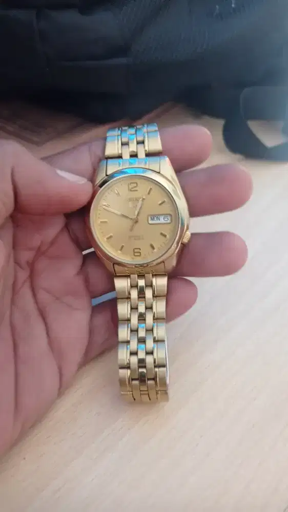 jam seiko 5 automatic