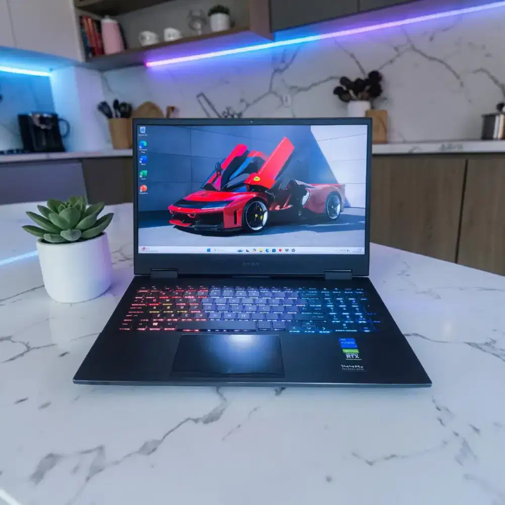 HP OMEN 15 F07 RGB EK000xx Premium [RAM 16GB/SSD 1Tb VGA NVIDIA RTX