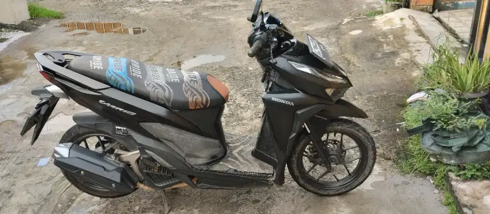 Dijual vario 125 cc pemakaian pribadi terawat
