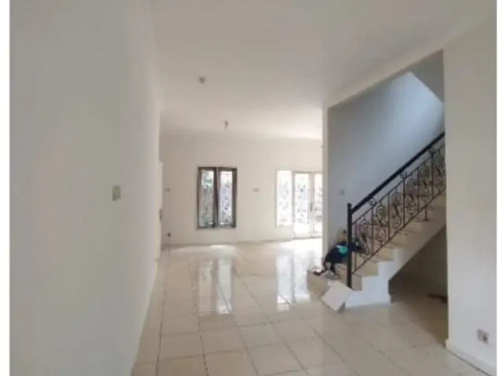 DISEWAKAN RUMAH 2 LANTAI DI KOTA BARU PARAHYANGAN (KBP) TATAR PITALOKA BANDUNG