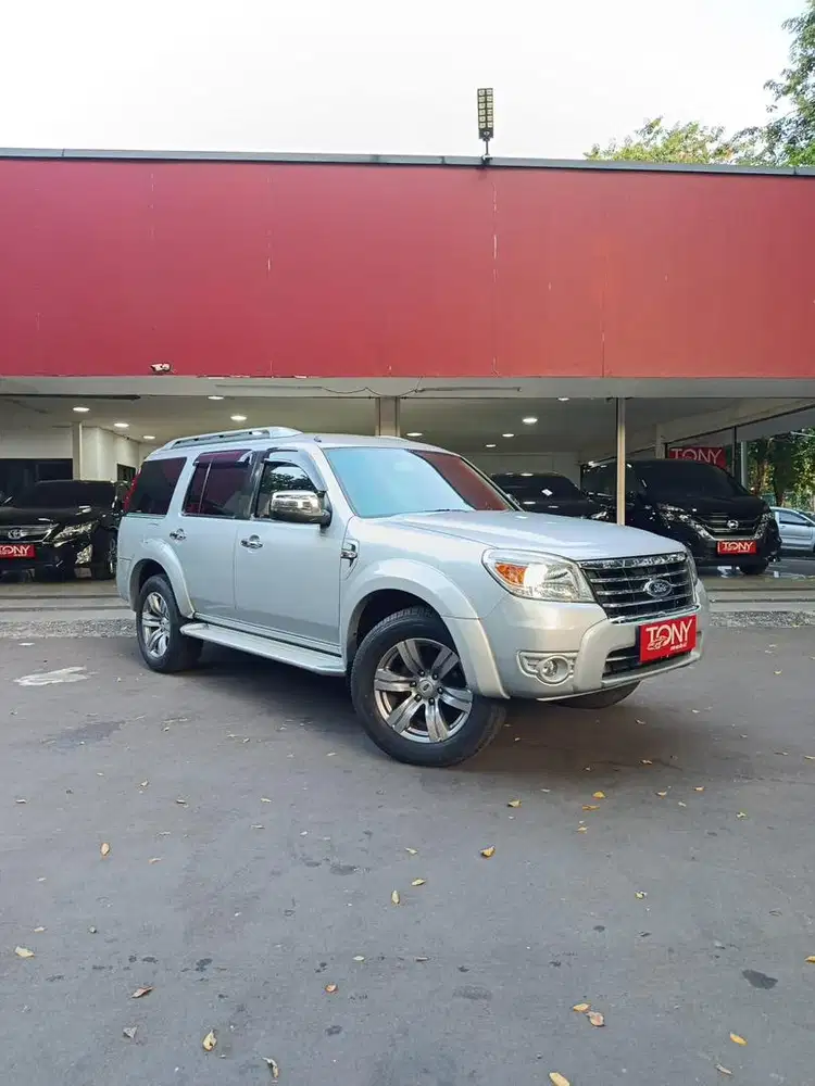 #Tony Mobil# Ford Everest 2.5 XLT AT 2011 Silver