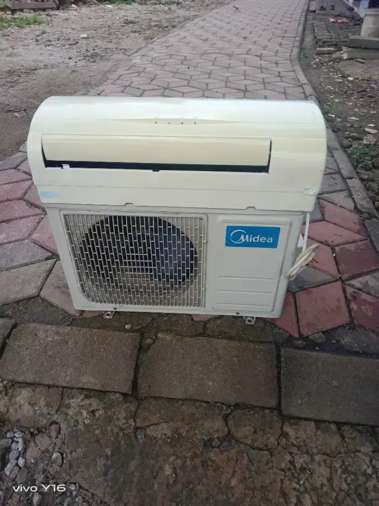 AC midea 1 pk dingin