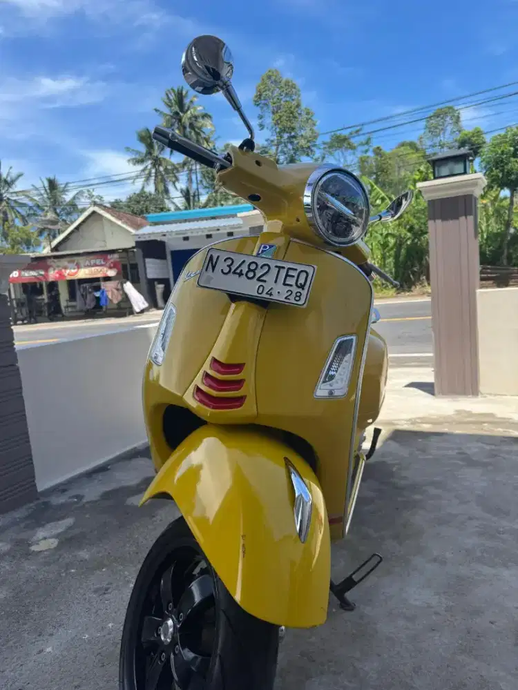 Vespa GTS 2023 km 10 Ribuan