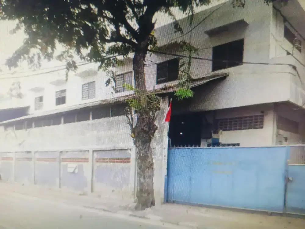 Dijual ruko 2 lantai , SHM , luas 537 m2 pinggir jalan raya