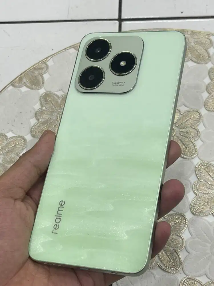 realme c63 8/128 unit dan charger aja