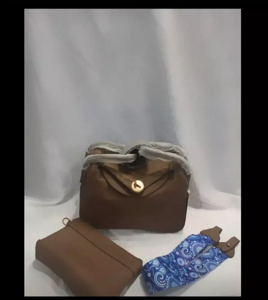 Tas branded fashion wanita