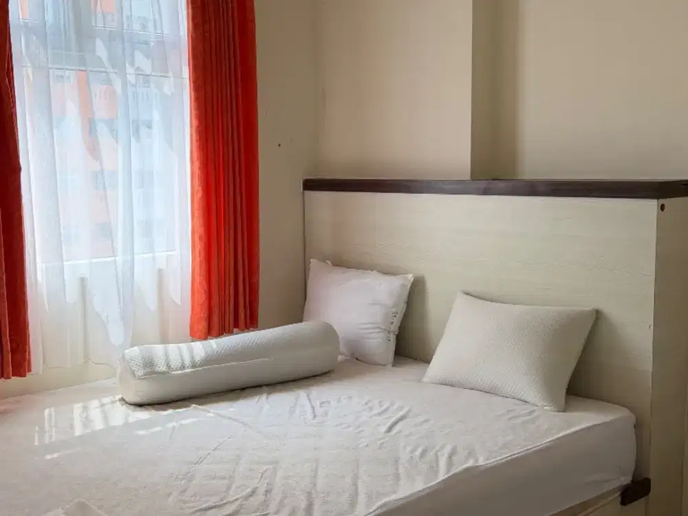 SCARLET 2BR HOOK FULL FURNISH GREEN PRAMUKA CITY DI ATAS MALL VIEW KOLAM BERENANG