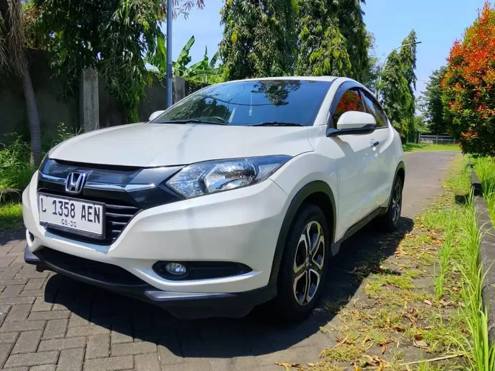HONDA HRV 1.5 E MATIC PUTIH 2017 SURABAYA