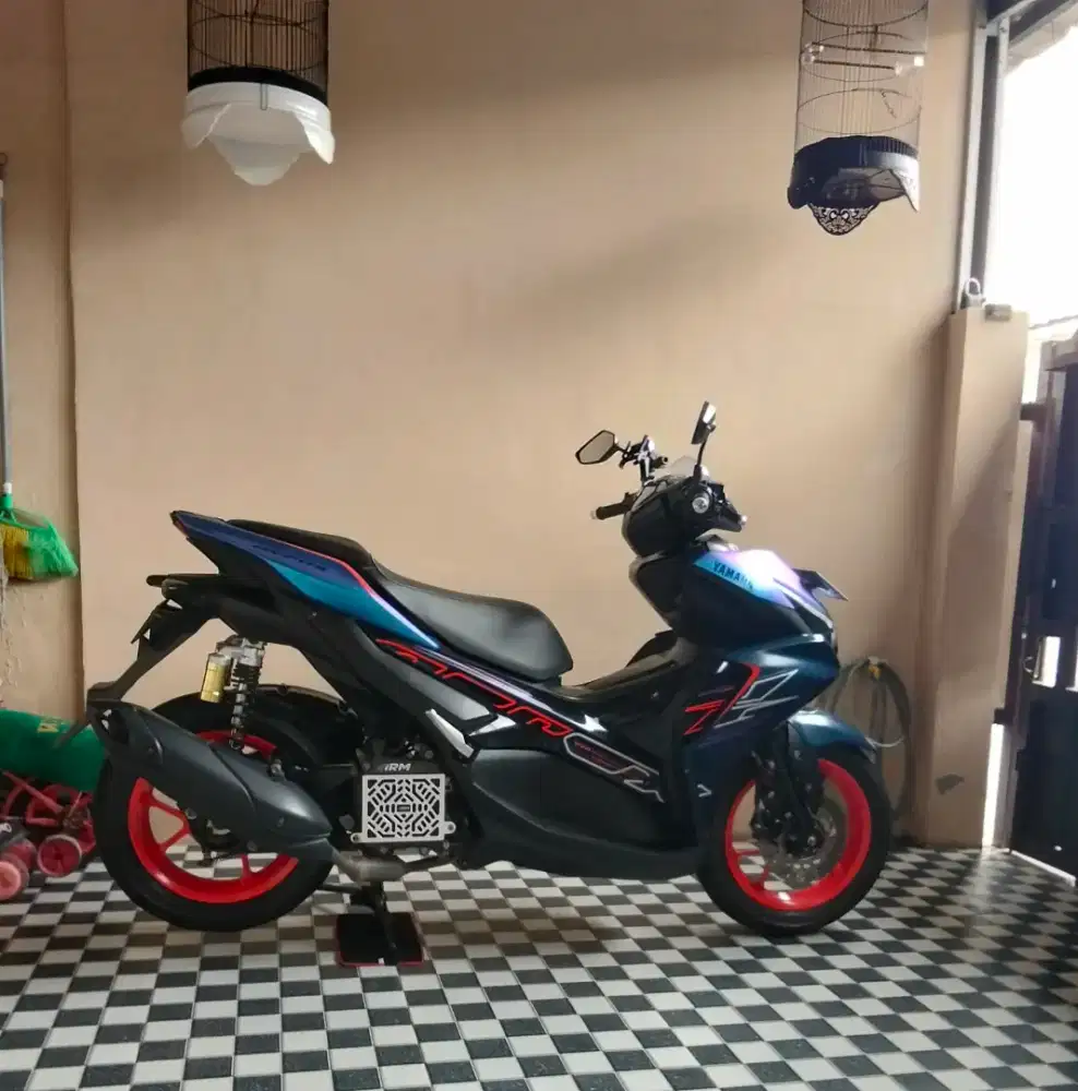 Yamaha Aerox new cyber city 2023