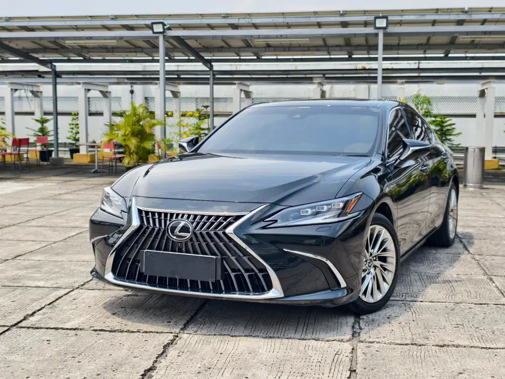 [19RB] LEXUS ES300H ULTRA LUXURY TSS 2023 GENAP HITAM ES 300 H ES300 H