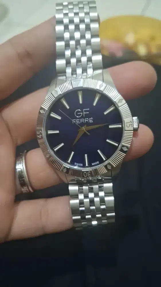 Jam tangan GF FERRE