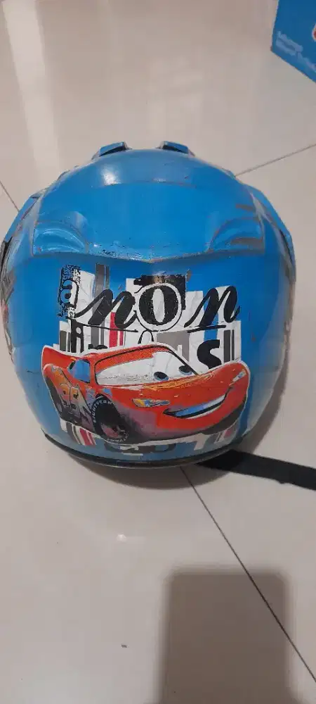 Helm anak merk HMR