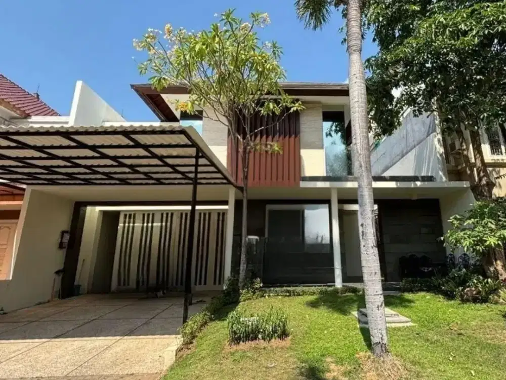 Dijual Rumah Mewah Citraland Utama Strategis Siap Pakai