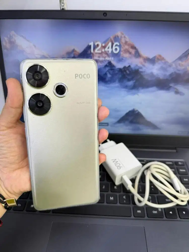 Poco F6 8/256 ex resmi