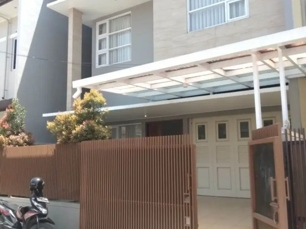 Rumah Minimalis 2LT Siap Huni Dekat Batununggal dan Tol Buahbatu