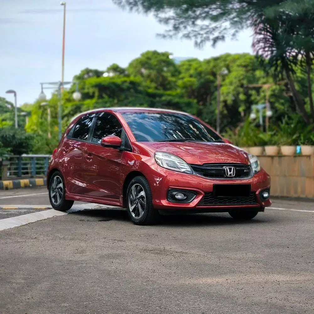 (TDP 10JT) LOW KM 82 RB ! HONDA BRIO RS CVT 2018 MERAH MUTIARA !