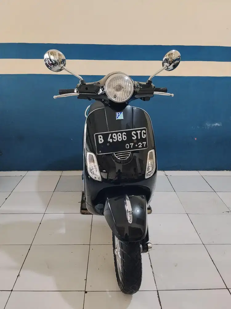 FOR SALE PIAGGIO VESPA LX 150 INJECTION 2011 SIAP PAKAI
