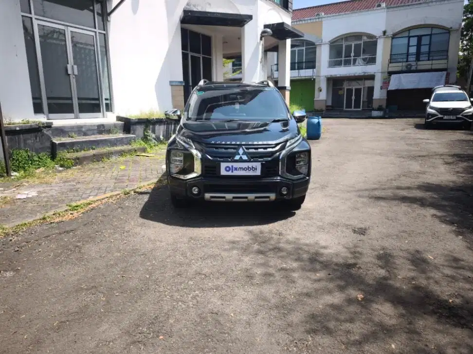 LOW DP Mitsubishi Xpander 1.5 Cross Premium Package Bensin-AT 2022 SAW