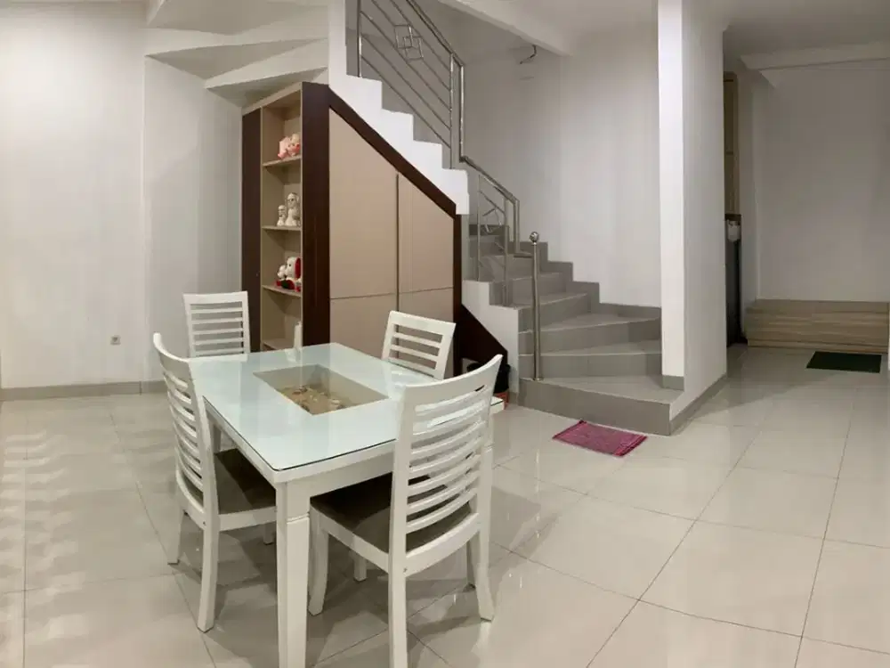 DIJUAL DAN DISEWAKAN RUMAH 2 LANTAI DI KOTA BARU PARAHYANGAN (KBP) TATAR JINGGANAGARA BANDUNG