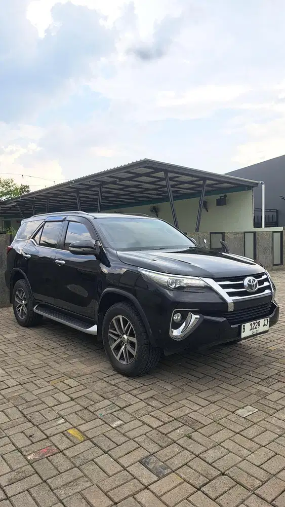 DP35JT! Toyota Fortuner VRZ AT 2016