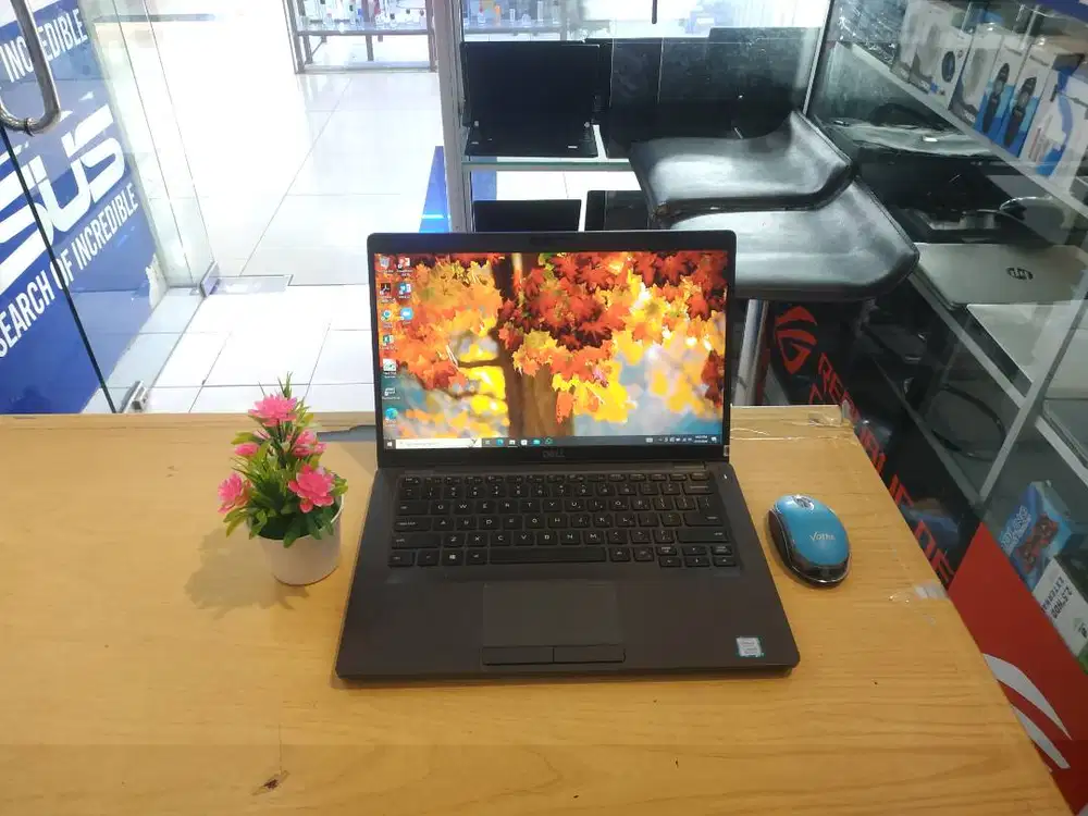 LAPTOP DELL LATITUDE 5400 CORE i5 GEN 8 RAM 8GB DIJUAL
