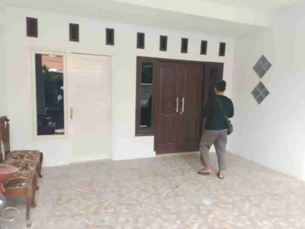 Rumah Murah 2 Lantai Siap Huni di Rungkut Barata