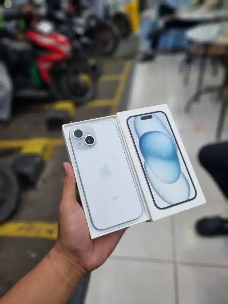 iPhone 15 128gb iBox