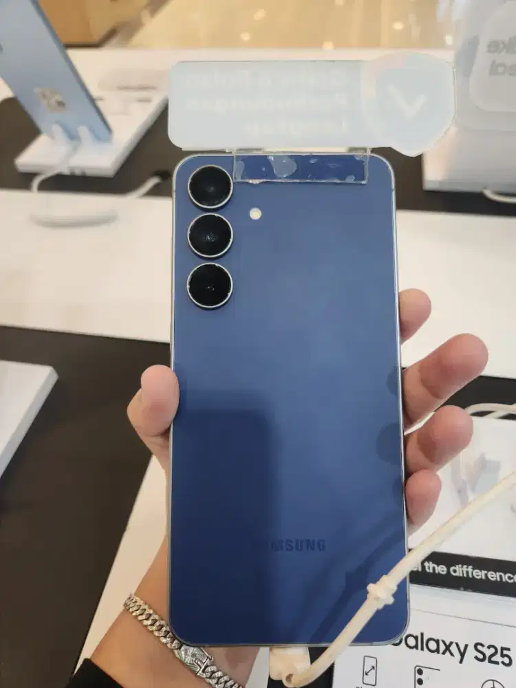 SAMSUNG GALAXY S25FE 8/256