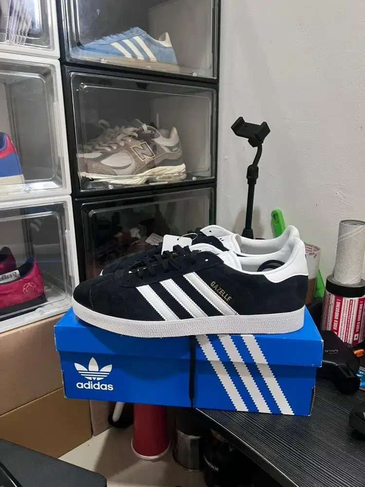 Adidas Gazelle Black White