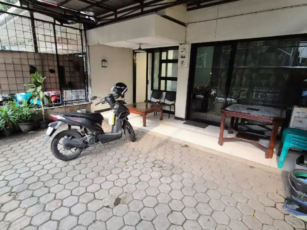 Rumah Usaha Hoek Strategis Area Buahbatu Turangga Bandung