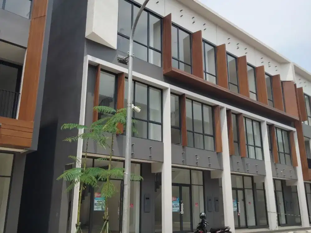 Disewa Ruko 3 Lantai ada 6 unit Siap Pakai - Ruko West Village BSD